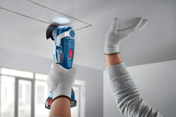 Bosch PRO GOP 18V-34 Cordless Multi-Cutter (Skin Only No Battery)