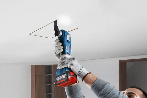 Bosch PRO GOP 18V-34 Cordless Multi-Cutter (Skin Only No Battery)